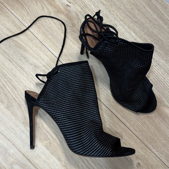Aquazzura Shoes - Aquazzura Black and Blue Houndstooth Heels